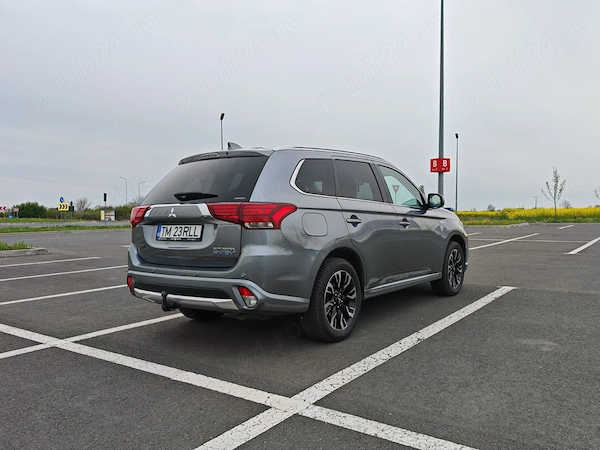 MITSUBISHI Outlander 2016 — imagine 6