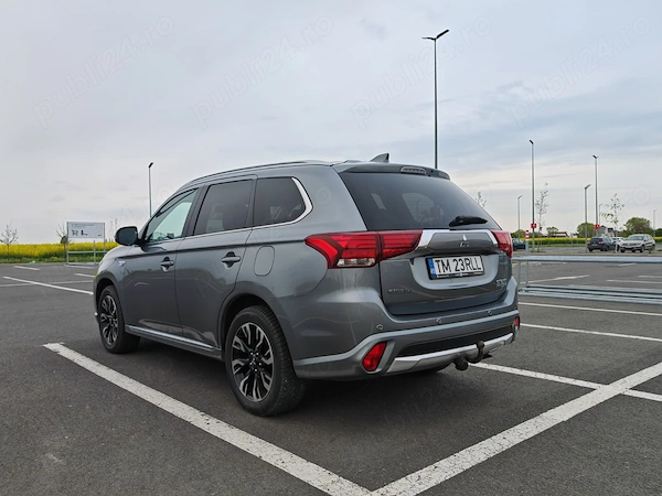 MITSUBISHI Outlander 2016 — imagine 5