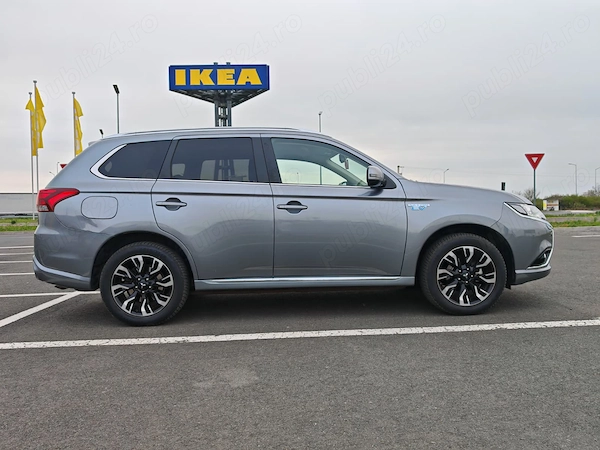 MITSUBISHI Outlander 2016 — imagine 4