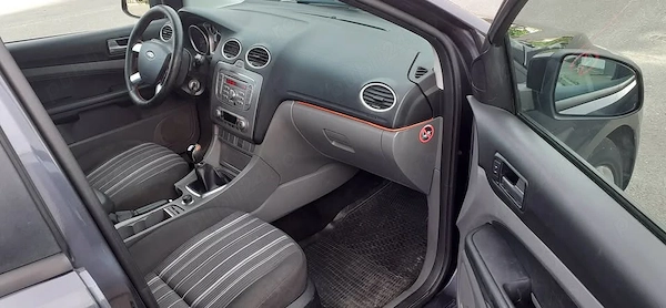 FORD Focus 2009 — imagine 4