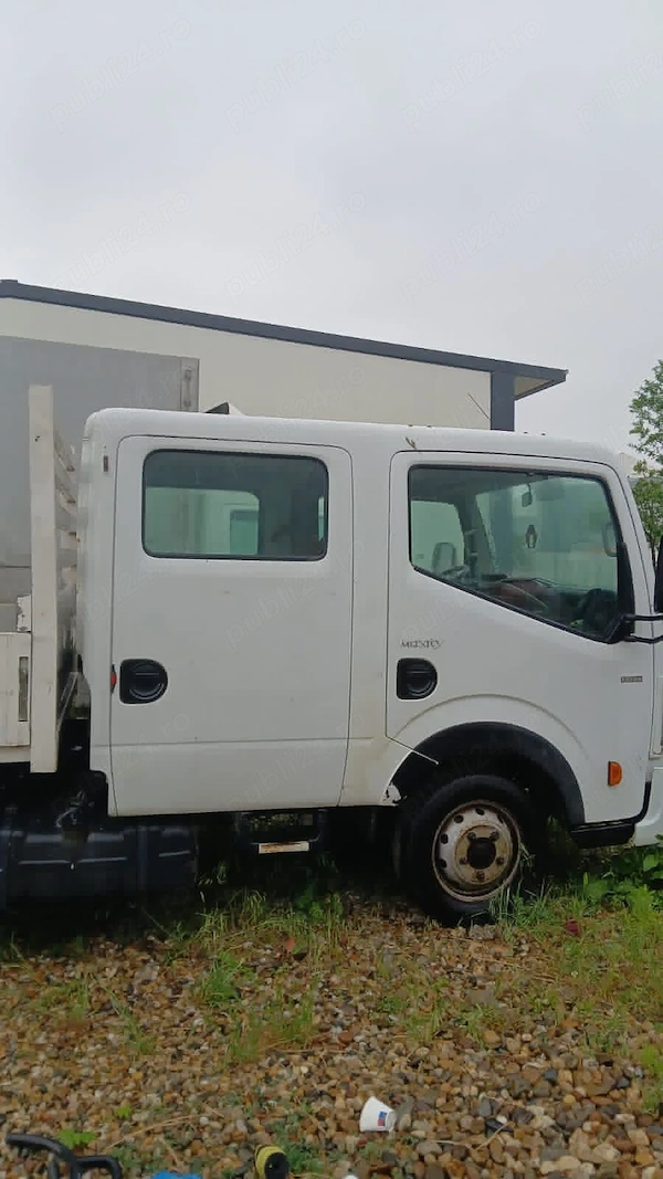 RENAULT Unknown Model 2010 — imagine 3