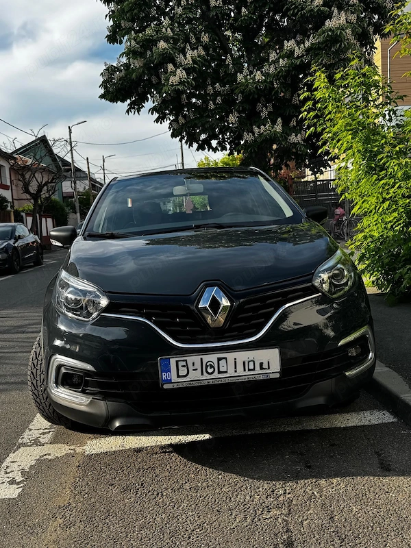 RENAULT Captur 2019