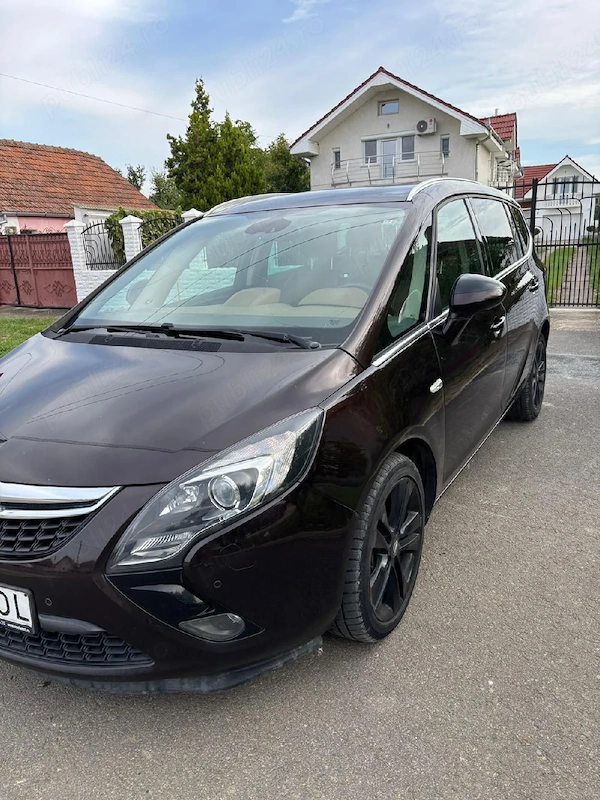 OPEL Zafira 2014