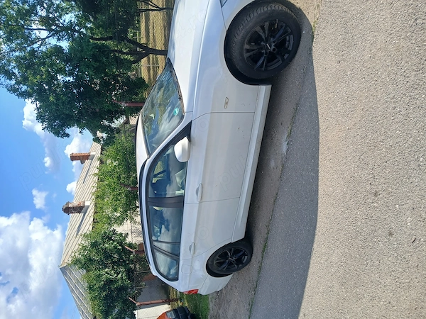 BMW i5 2012 — imagine 2