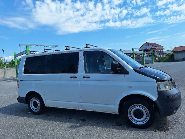 VW T5 1.9 TDI,an fabricatie 2009