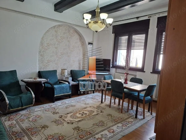 Apartament 3 camere in vila, etajul 1 S+P+1+M, zona Stefan cel Mare — fotografia 1