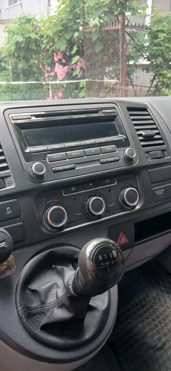 VOLKSWAGEN Transporter 2012 — imagine 7