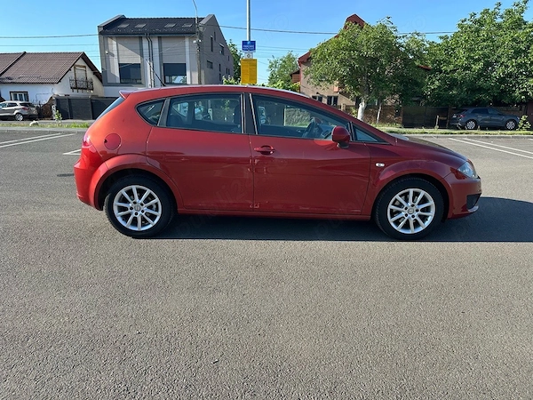 SEAT Leon 2011 — imagine 5