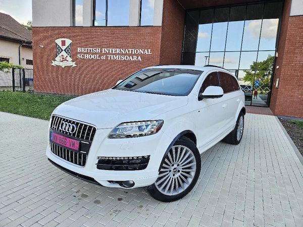 AUDI Q7 2013