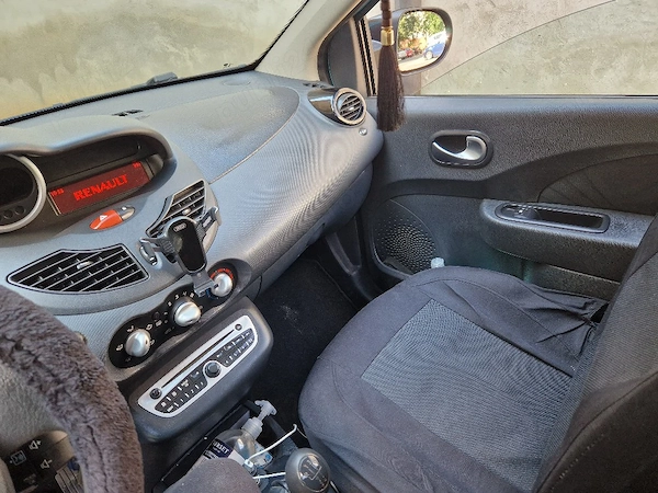 RENAULT Twingo 2011 — imagine 2