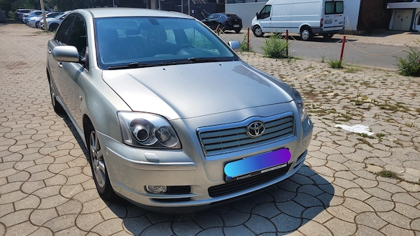 TOYOTA Avensis
