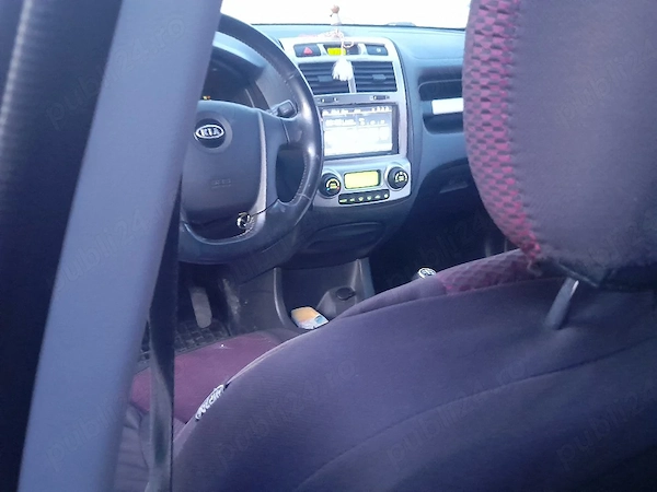 KIA Sportage 2005 — imagine 2