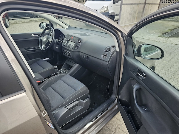 VOLKSWAGEN Golf 2013 — imagine 13