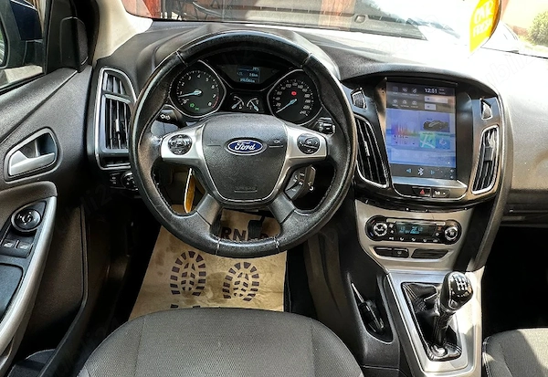 FORD Focus 2012 — imagine 5