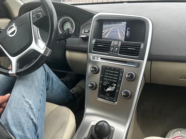 VOLVO XC60 2012 — imagine 4