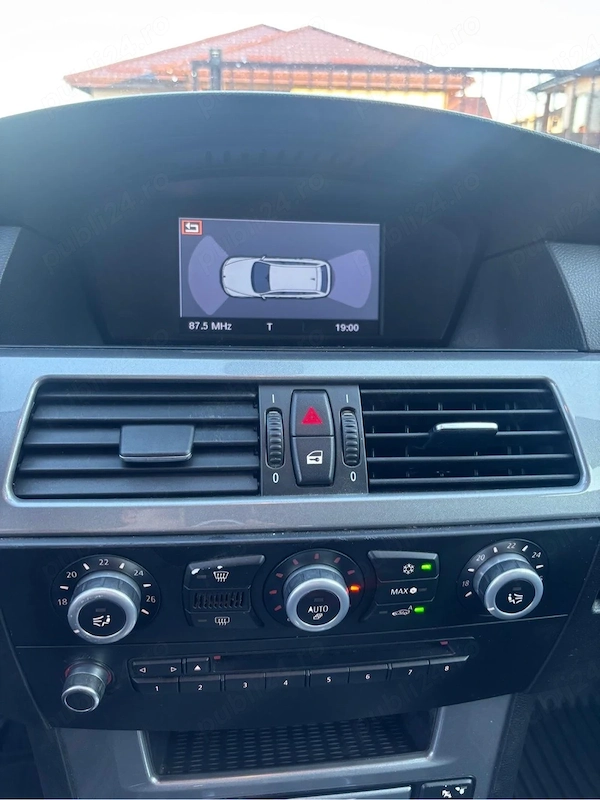 BMW 5 Series 2009 — imagine 4