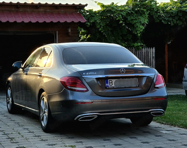 MERCEDES-BENZ E-Class 2017 — imagine 4
