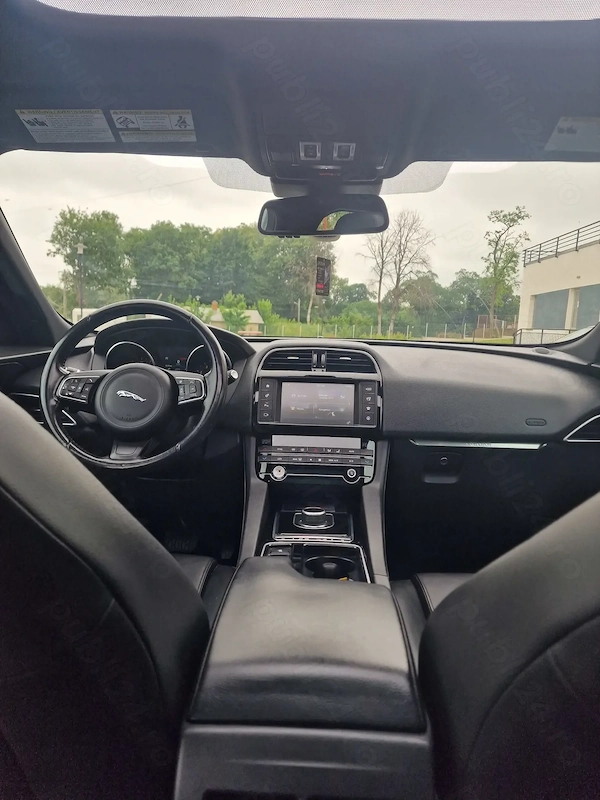 JAGUAR F-PACE 2018 — imagine 5