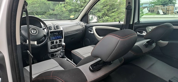 DACIA Duster 2012 — imagine 5