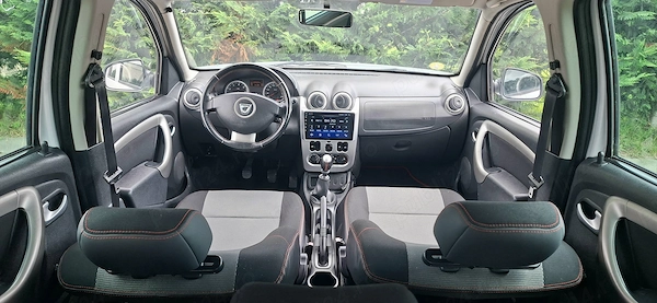 DACIA Duster 2012 — imagine 6
