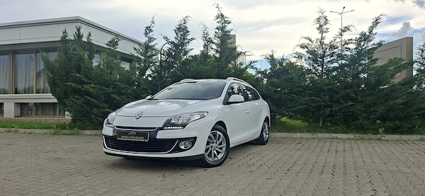 RENAULT Megane 2013 — imagine 2