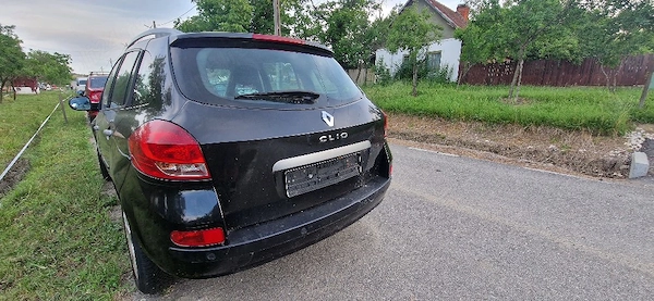 RENAULT Clio 2011 — imagine 4