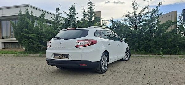 RENAULT Megane 2013 — imagine 4