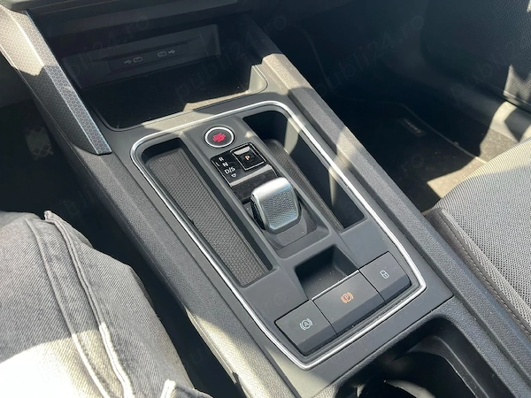 SEAT Leon 2023 — imagine 2