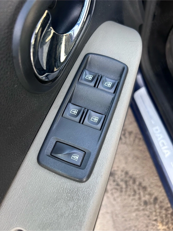 DACIA Lodgy 2015 — imagine 3