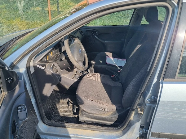 FORD Focus 2004 — imagine 2