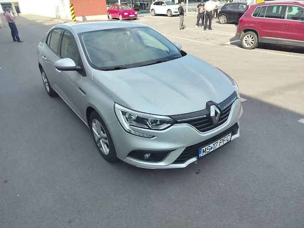 RENAULT Megane 2020 — imagine 5