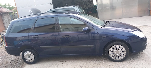 FORD Focus 2001 — imagine 5