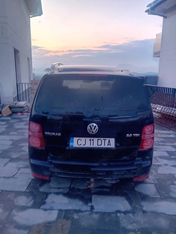 VOLKSWAGEN Touran 2007 — imagine 6