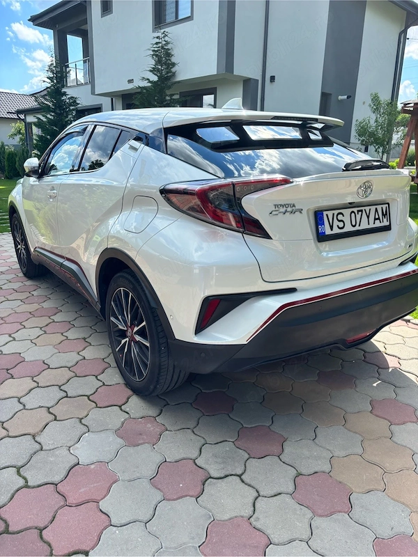 TOYOTA C-HR 2018 — imagine 2