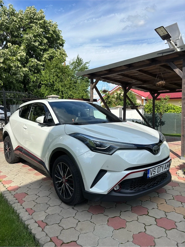 TOYOTA C-HR 2018