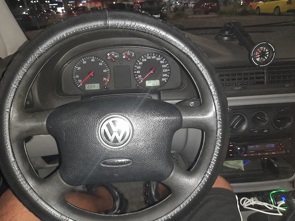 VOLKSWAGEN ID.3 2000 — imagine 3