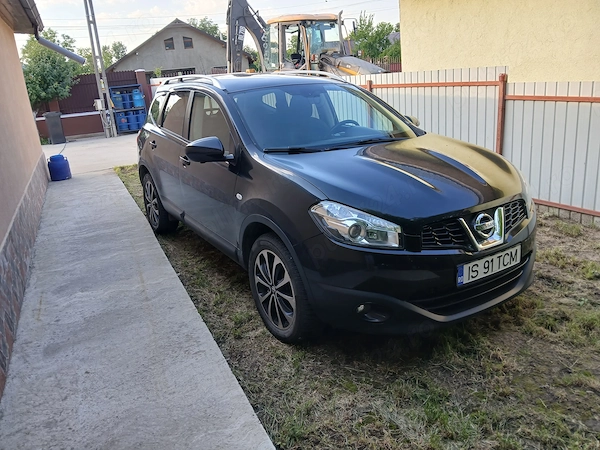 Vând Nissan Qashqai +2