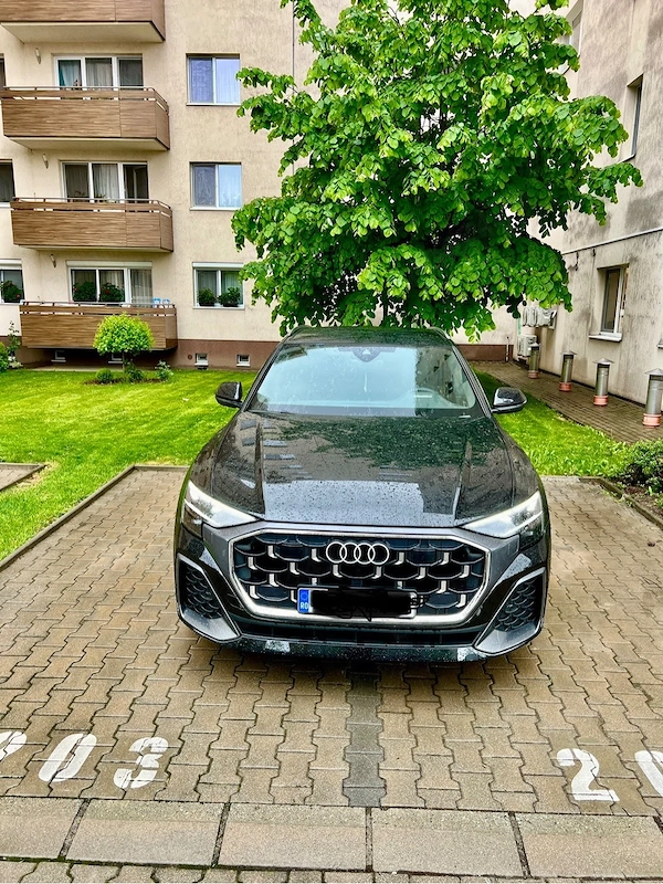AUDI Q8 2025 — imagine 8