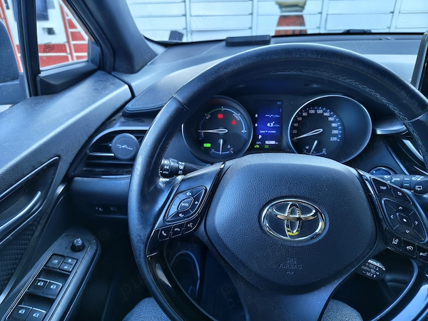 TOYOTA C-HR 2018 — imagine 7