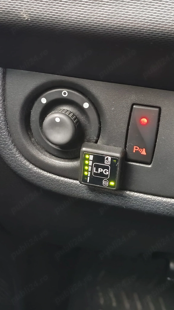 DACIA Sandero Stepway 2014 — imagine 3