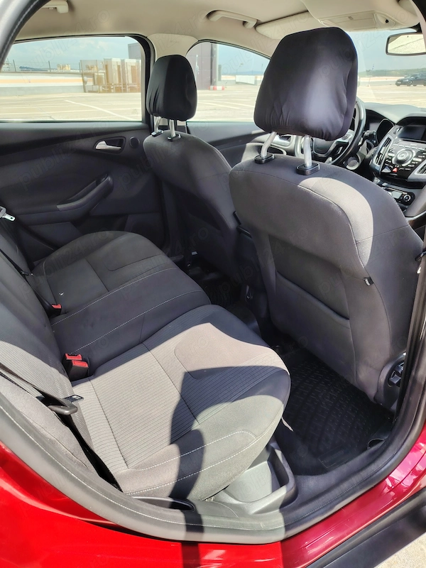FORD Focus 2012 — imagine 6