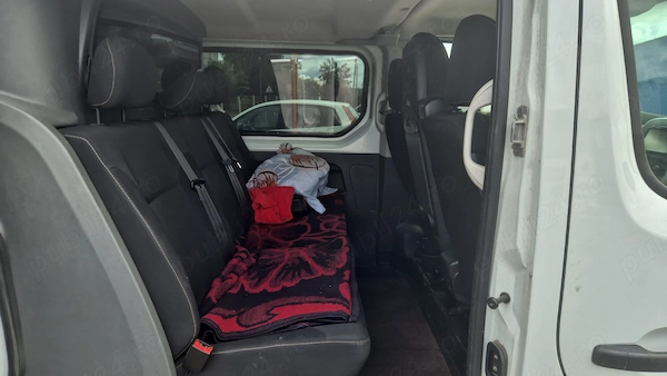 RENAULT Trafic 2015 — imagine 2