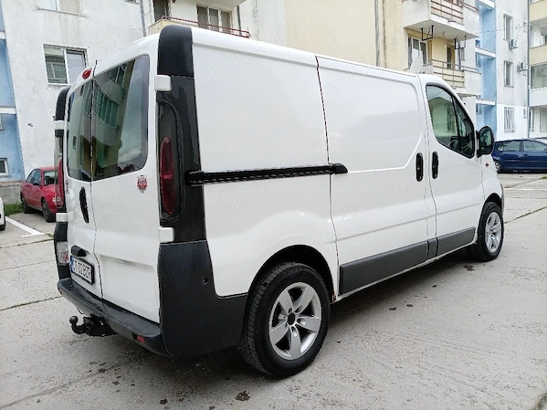 OPEL Vivaro 2005 — imagine 4