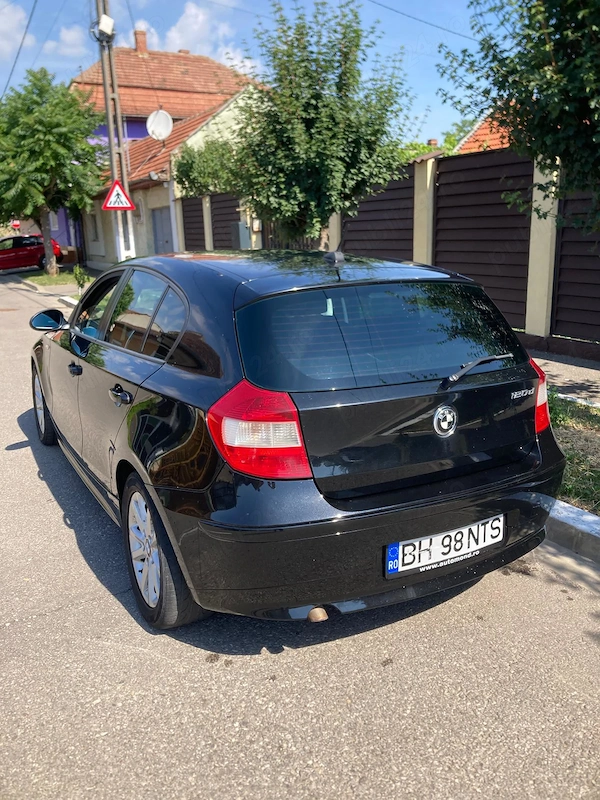 BMW 1 Series 2024 — imagine 3