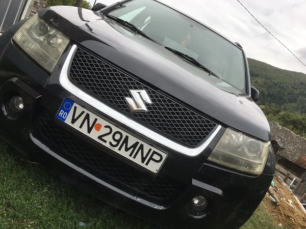 SUZUKI Grand Vitara