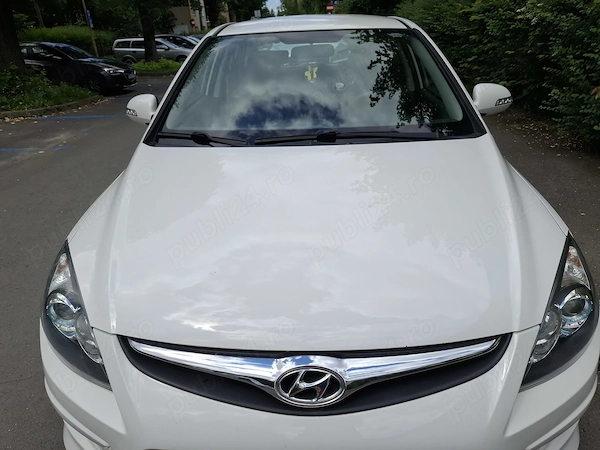 HYUNDAI i30 2012 — imagine 9