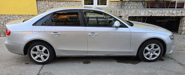 AUDI A4 2009 — imagine 7