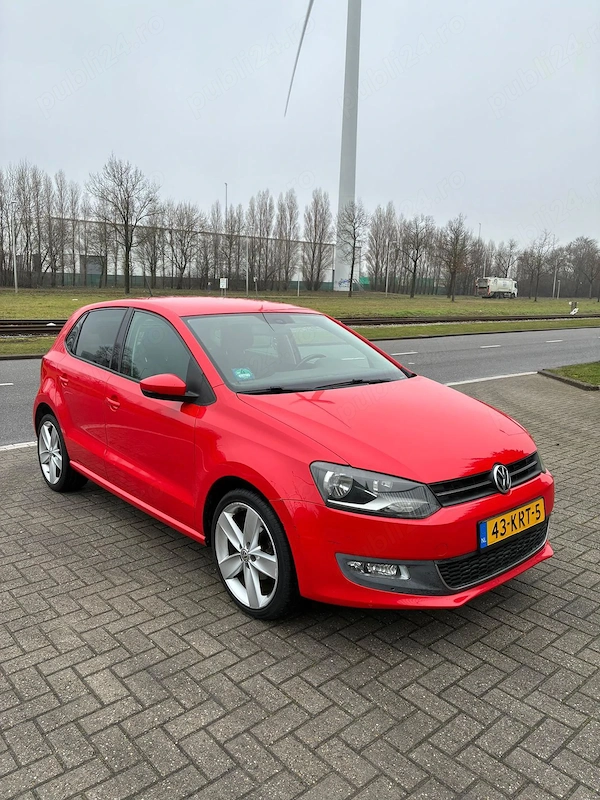 VOLKSWAGEN Polo 2010 — imagine 3