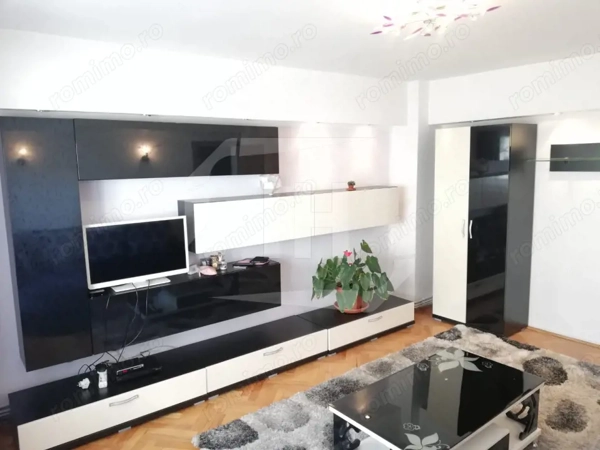 Apartament 3 camere, zona Tribunalului — fotografia 3