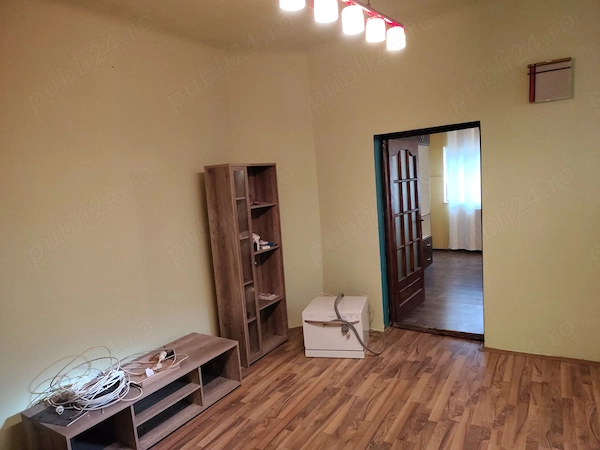 Apartament cu 2 camere de vanzare — fotografia 1